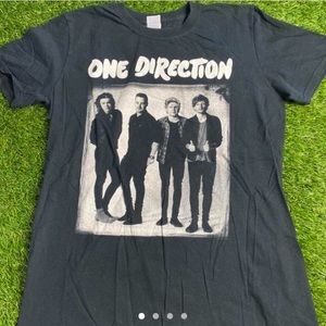 one direction band tee